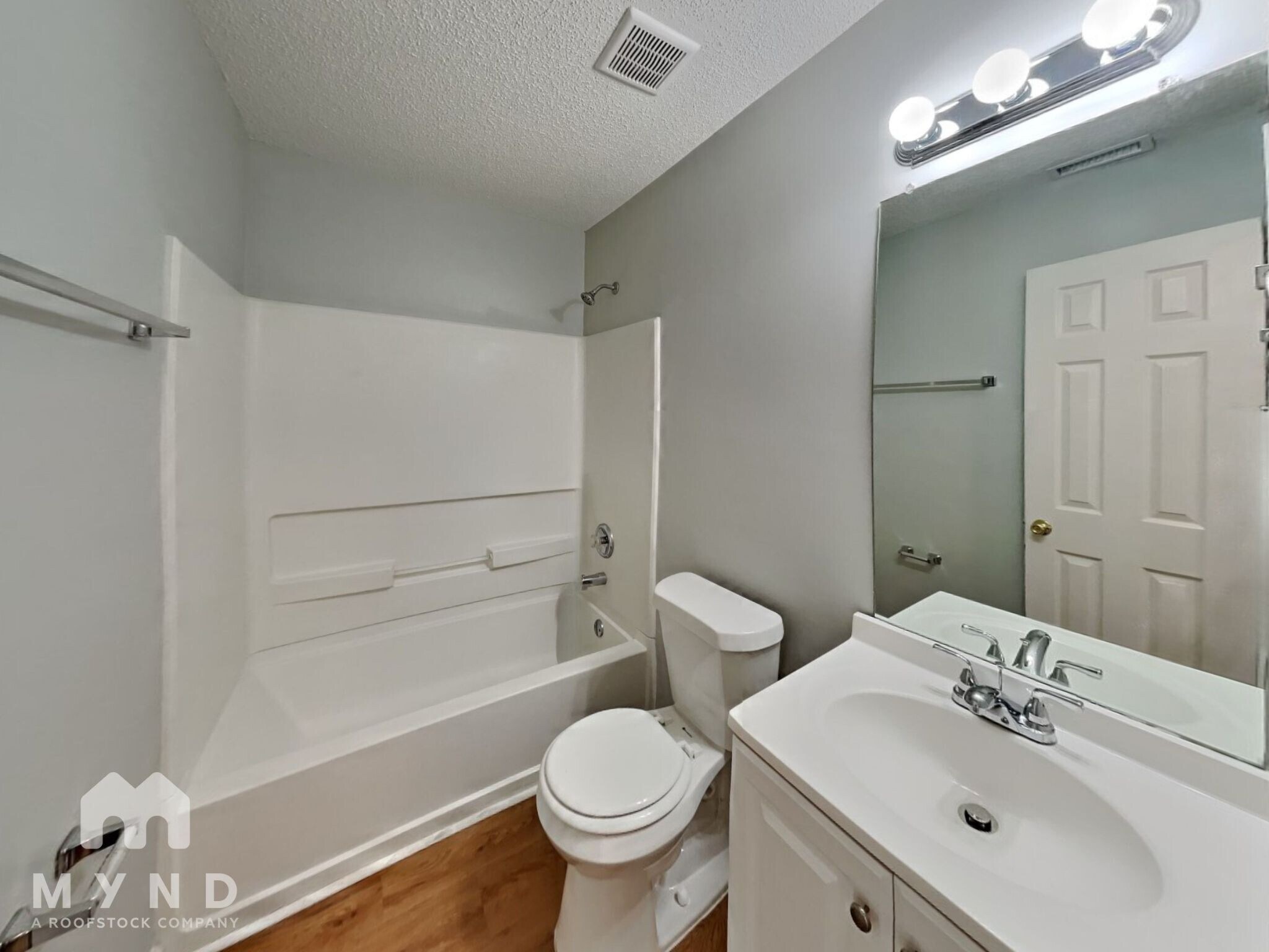 Building Photo - 113 Meadow Ct