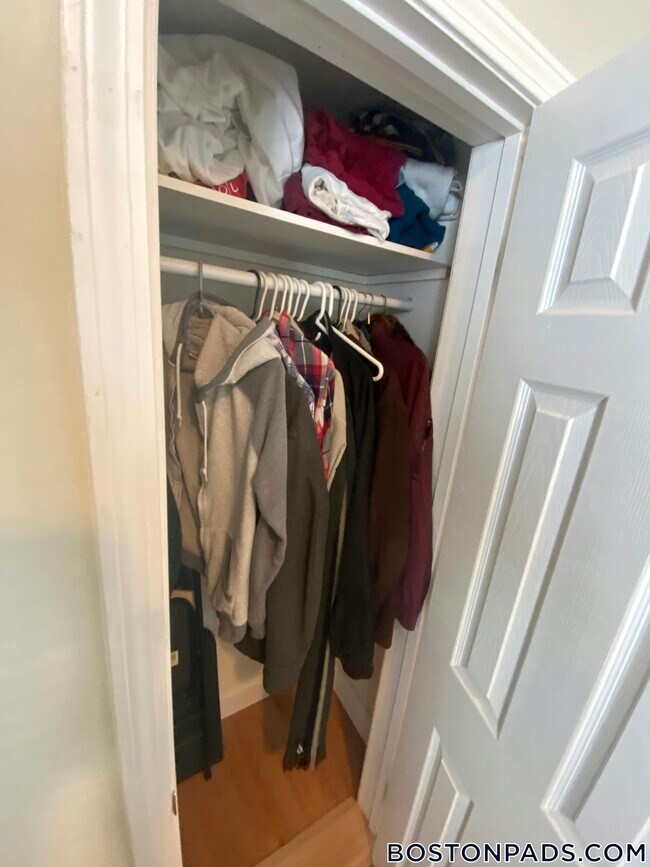 Building Photo - 74 Wyeth St