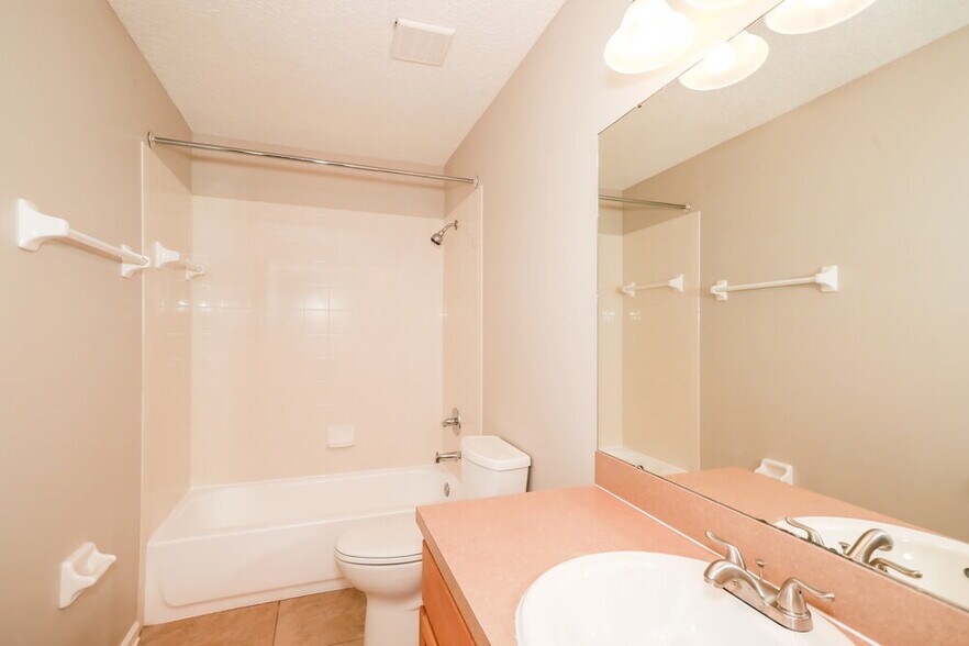 Building Photo - 535 Misty Morning Ct