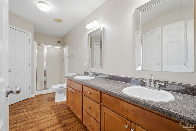 Building Photo - 4712 Thousand Oaks Blvd