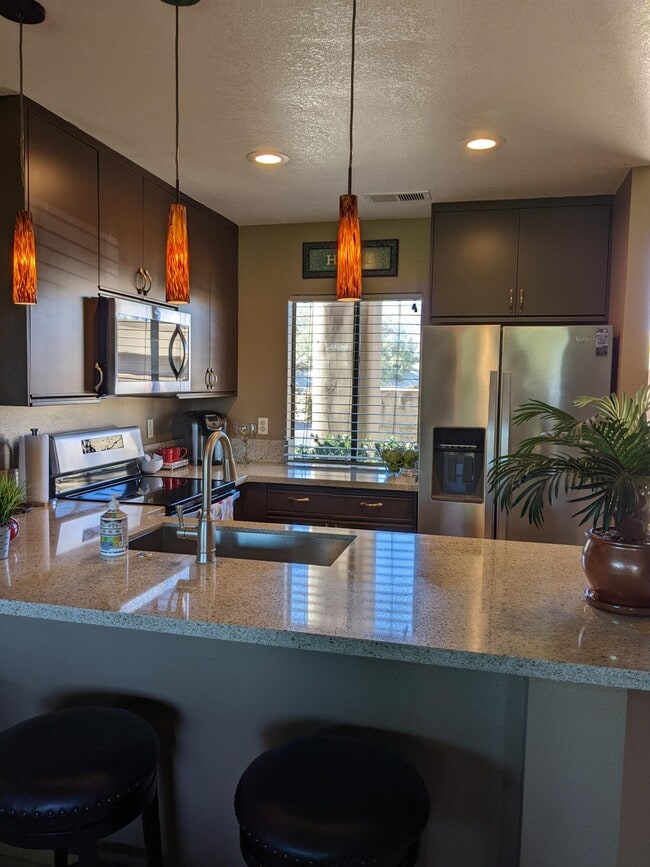 Building Photo - 67284 W Chimayo Dr