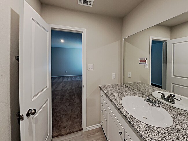 Building Photo - 8814 Braun Mesa