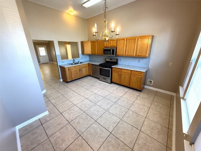 Building Photo - 1413 29th Ave N