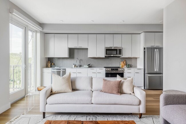 Building Photo - Frameline Apartments