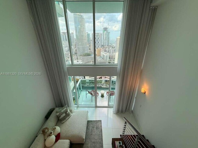 Building Photo - 41 SE 5th St