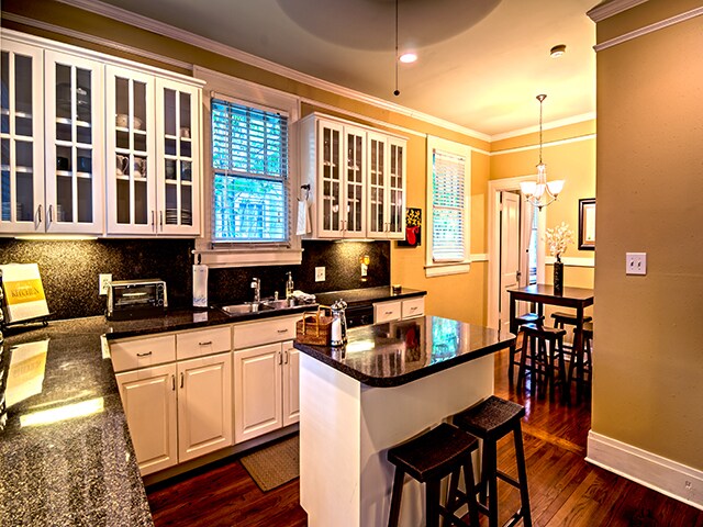 Building Photo - 1052 Magnolia Curve