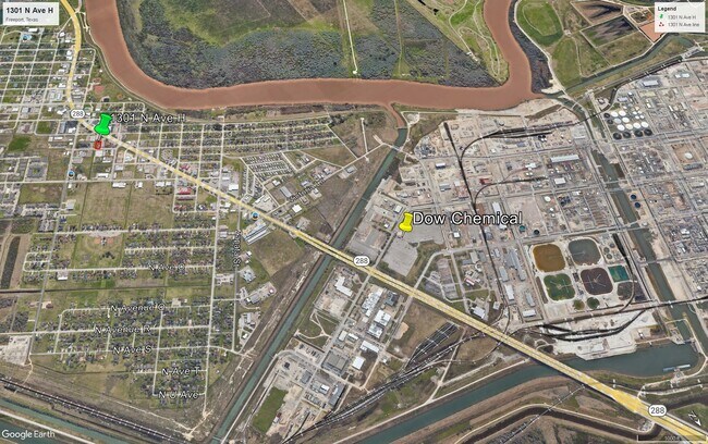 Building Photo - 1301 N Avenue H