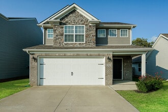 Building Photo - 1961 Drummond Dr