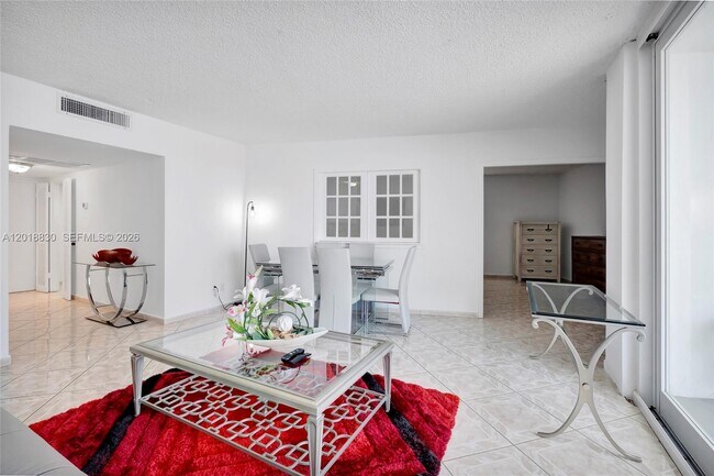 Building Photo - 5401 Collins Ave