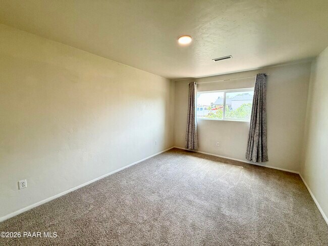 Building Photo - 4558 N Miner Rd