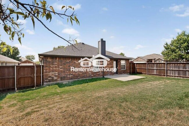 Building Photo - Corner Lot Completely Refreshed Little Elm...