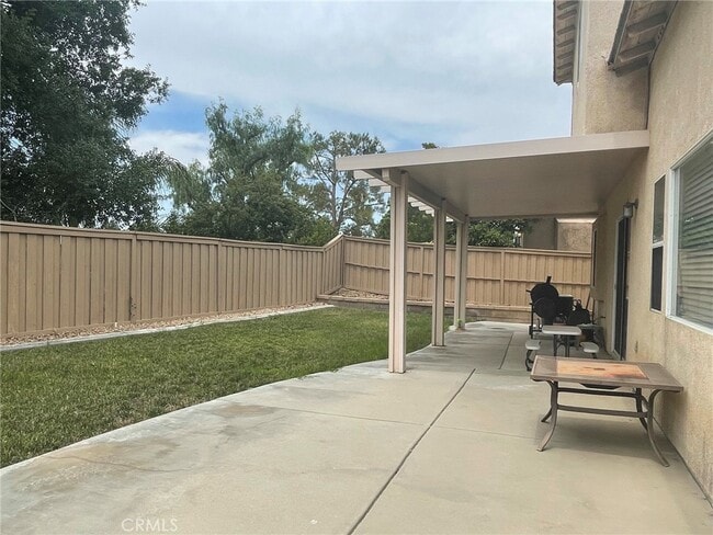 Building Photo - 43093 Teramo St