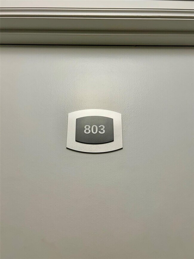 Building Photo - 3800 Galt Ocean Dr