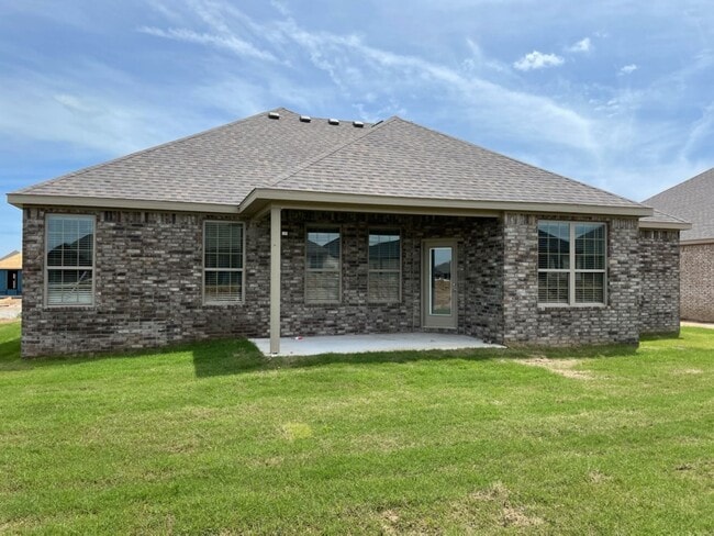 Building Photo - 2021 Construction! 4 Bedroom 2 Bathroom home. Now Leasing