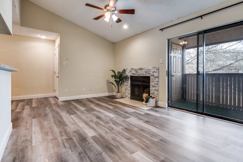 Building Photo - 1310 Harwell Dr