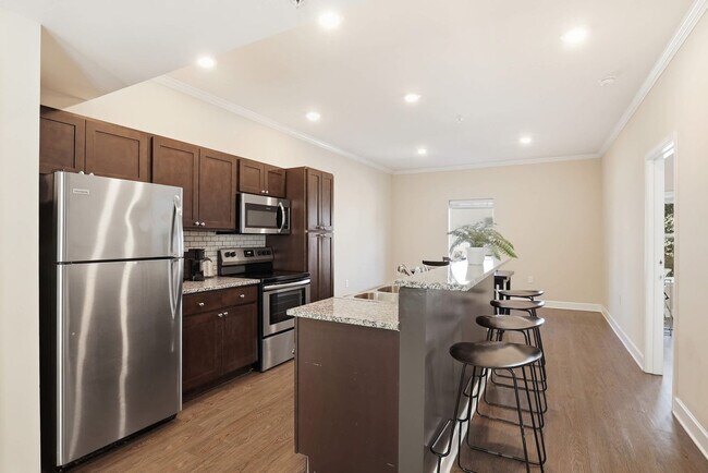 Building Photo - 205 Tiliwa Ct