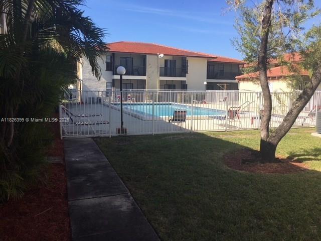 Building Photo - 3028 Coral Ridge Dr