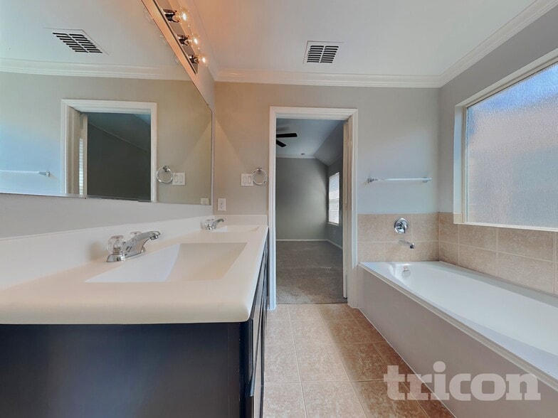 Building Photo - 9104 Sundance Trail