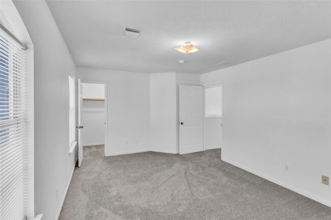 Building Photo - 18027 Oak Orchard Lane