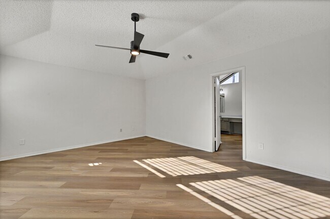 Building Photo - 4051 Saint Christopher Ln