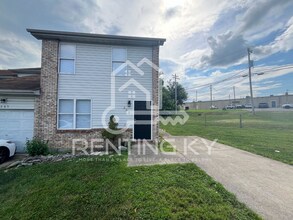 Building Photo - Completely Updated 2-Bed, 1.5-Bath Townhome!