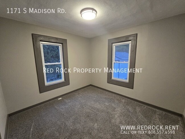 Building Photo - 1171 S Madison Rd