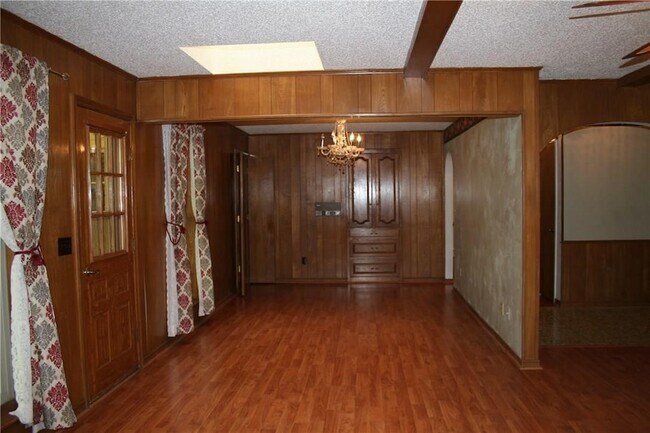 Building Photo - 2107 Forest Grove Estates Rd