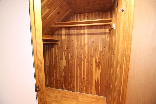 Building Photo - 63 Foster St