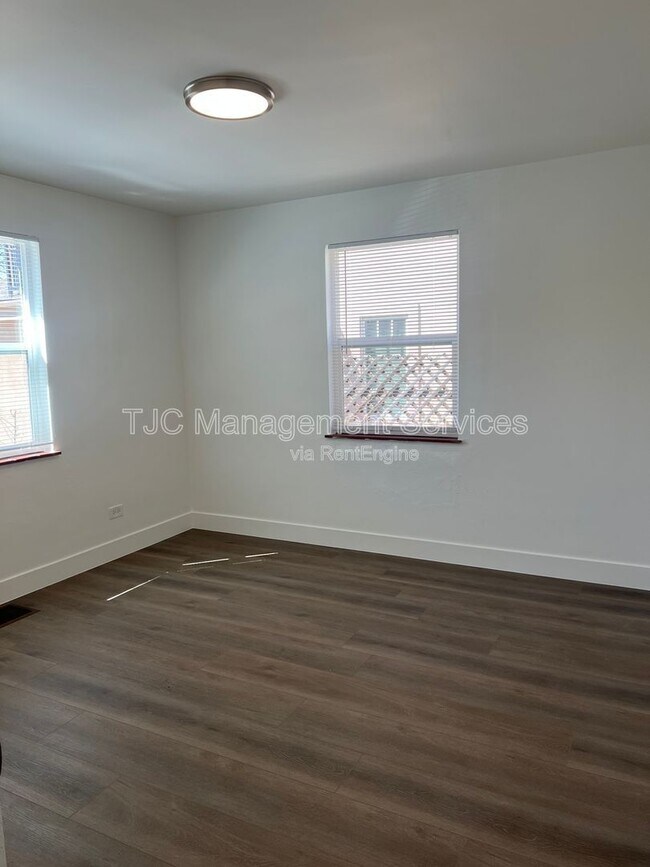 Building Photo - 433 Harrison St