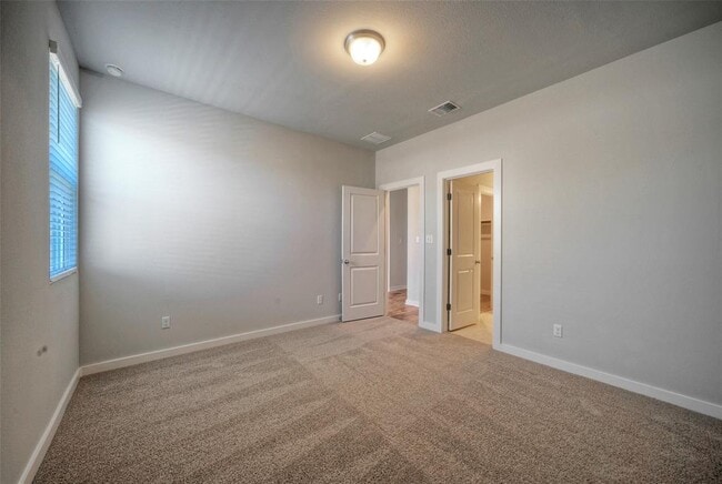 Building Photo - 2312 Castillo Dr