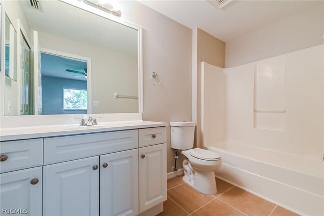 Building Photo - 1804 NE 21st St