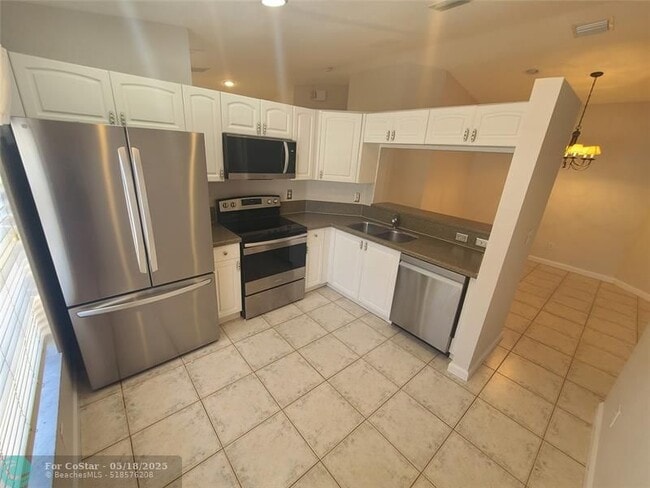 Building Photo - 5692 NW 120th Terrace