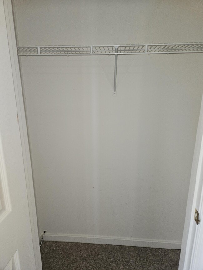 Building Photo - 201 Stull Ct