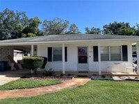 Building Photo - 1238 Woodmere Dr