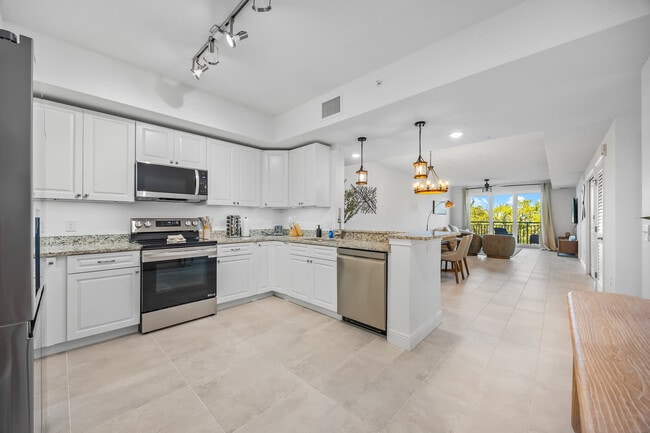 Building Photo - 701 Pilot Ln