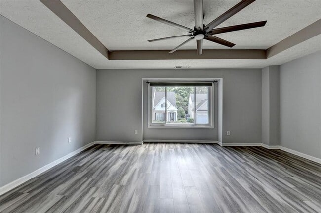 Building Photo - 702 Ashley Glen Ln