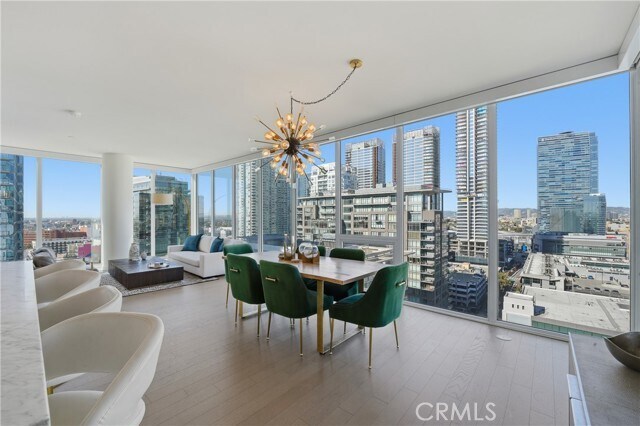 Building Photo - 1050 S Grand Ave