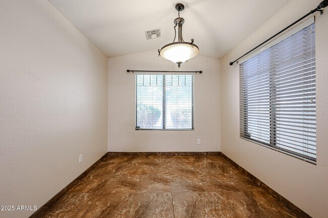 Building Photo - 11761 W Dos Rios Dr