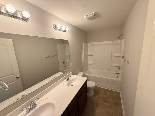 Building Photo - 7157 Sonja Dr