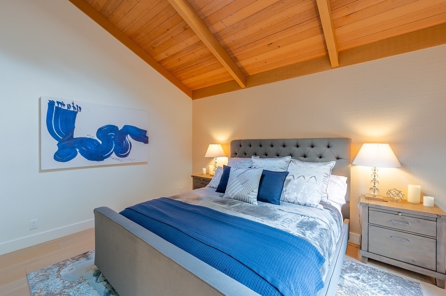 Second Bdrm Suite - 7026 Valley Greens Cir