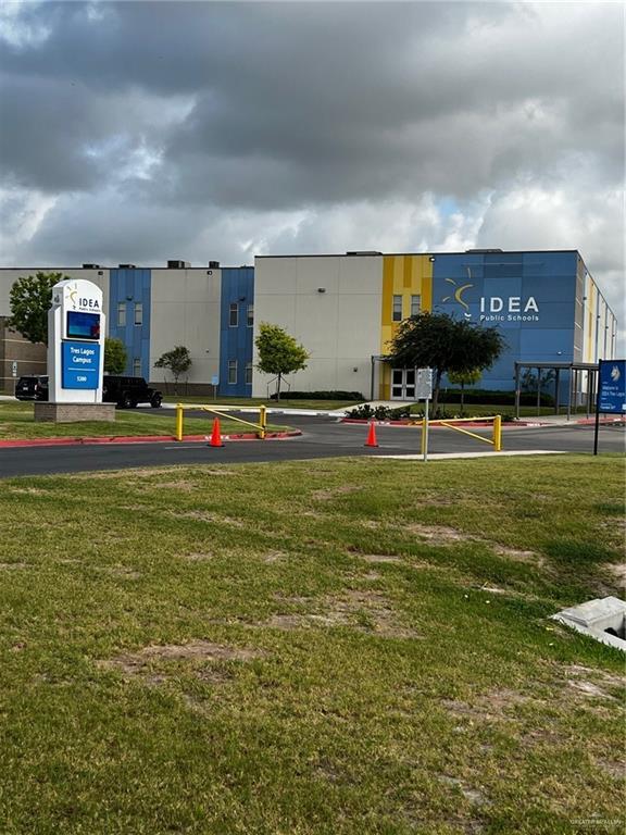 Building Photo - 19 Chalk Rdg Dr