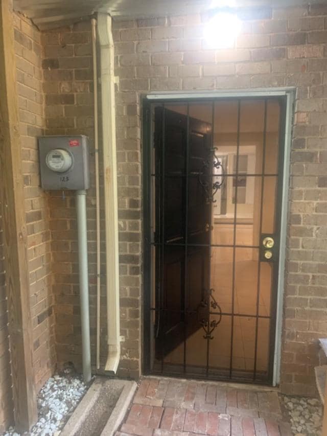 Entry - 123 Eaglewood Way