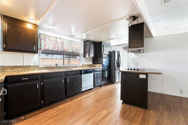 Building Photo - 4790 Fuentes Way