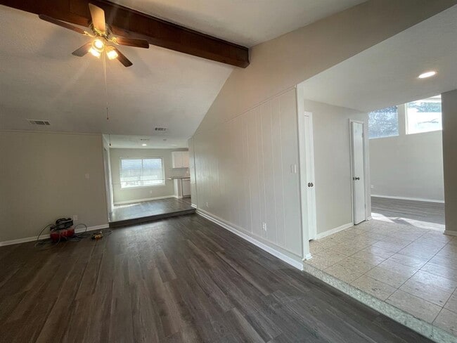 Building Photo - 10503 Cook Rd