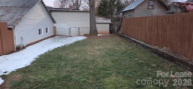 Building Photo - 383 Water St