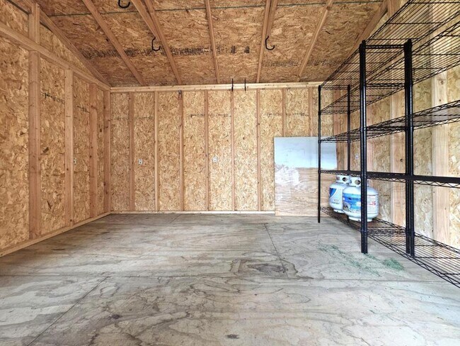 Building Photo - 5619 2nd St S