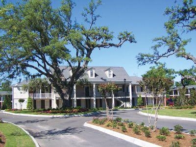 Primary Photo - Manor House Apartments