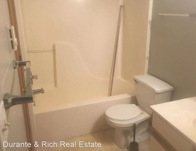 Building Photo - 1 br, 1 bath House - 1343 Cunat Ct #1B