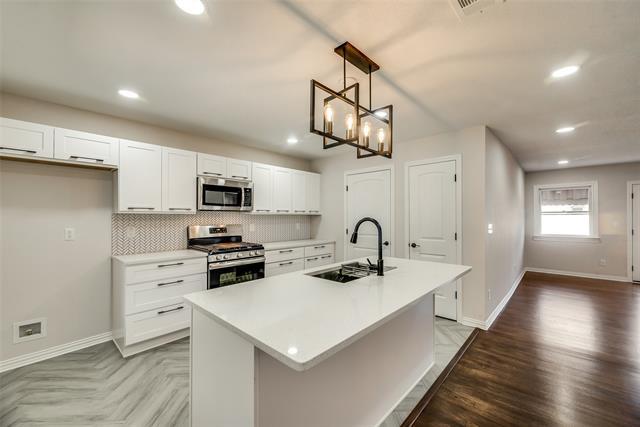 Building Photo - 4332 Diaz Ave