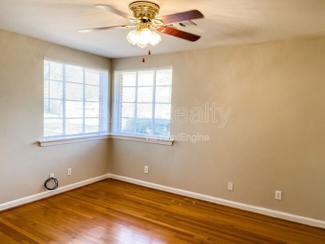 Building Photo - 2762 Biltmore Ave